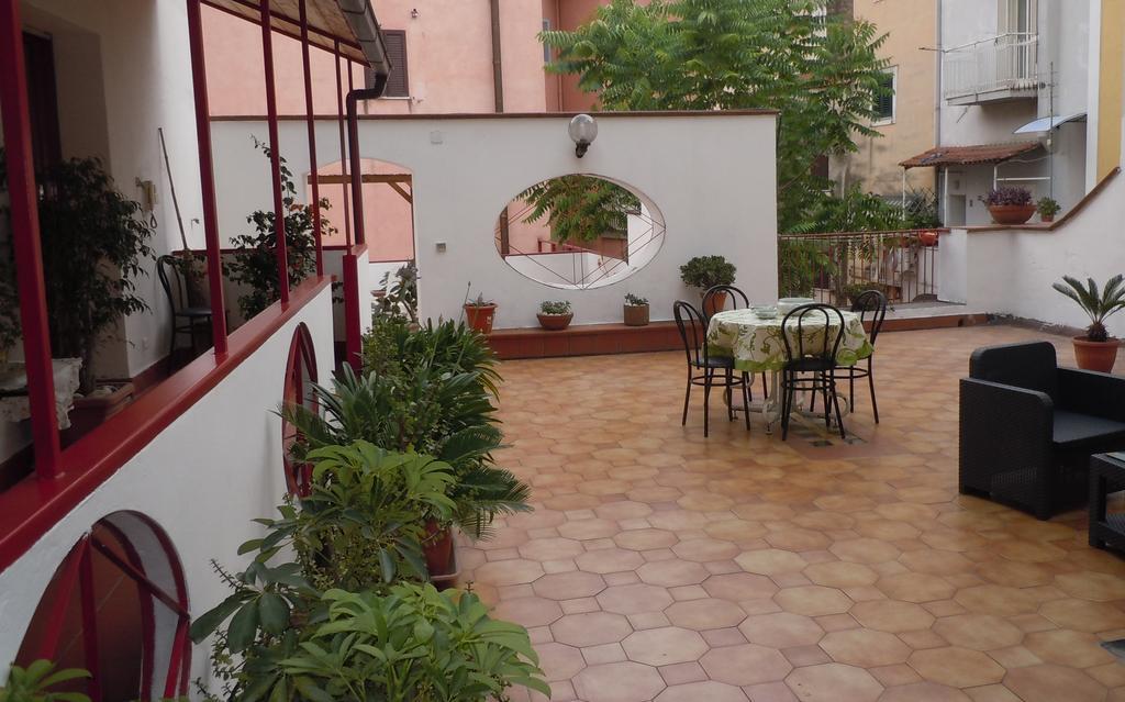 La Crisalide Bed and Breakfast Formia Esterno foto